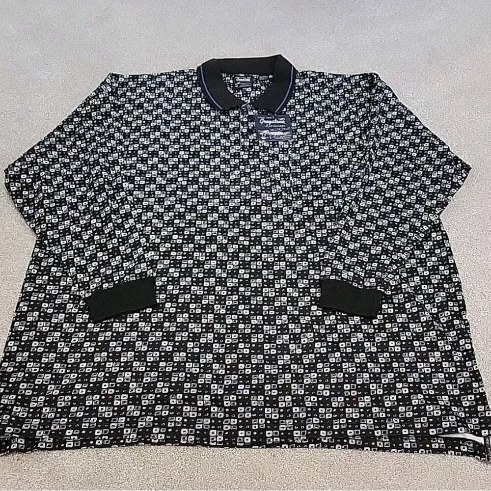 Greystone Geometric Pattern 5x NWT